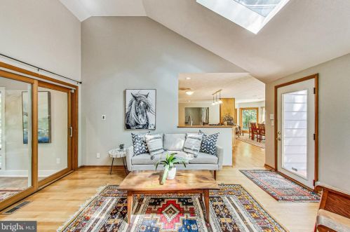 9701 Brunett Ave, Silver Spring MD 20901-3235 exterior