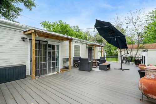 3625 White Settlement Rd, Fort Worth TX 76107-1157 exterior