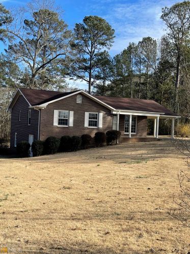 95 Iris Dr, Lagrange, GA 30241-1508