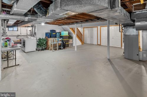 711 Greenman Rd, Tavistock NJ  08033-2719 exterior