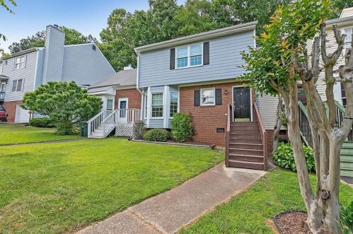 161 Brighton Ct, Marietta, GA 30064-4622