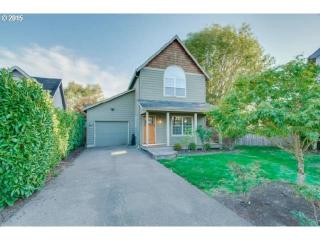 1147 James Ct, Dundee, OR 97115-9741