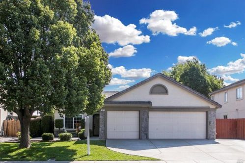 967 Copper Way, Vacaville, CA 95687-7861