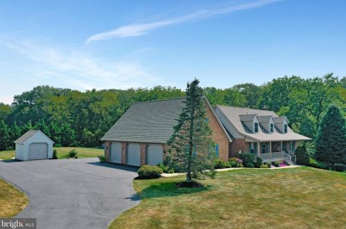 16602 Kendle Rd, Williamsport, MD 21795-1615