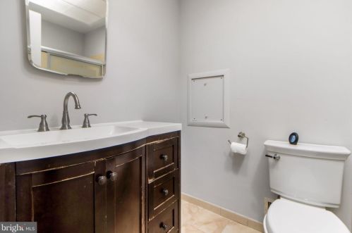 10911 Breewood Ct, Silver Spring MD 20901-1006 exterior