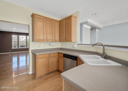 2704 Greenwood Ave, Arlington Hts IL  60004-8429 exterior