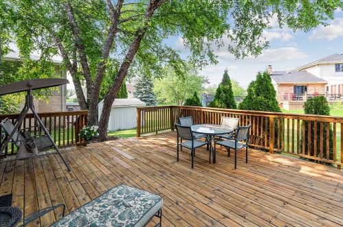 511 Wexford Dr, Lemont IL  60439-6158 exterior