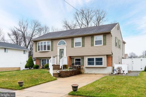 420 Hillcrest Ave, Blenheim, NJ 08012-4538