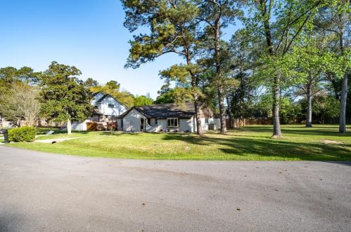 533 Bull Run Ct, Conroe TX  77302-3715 exterior