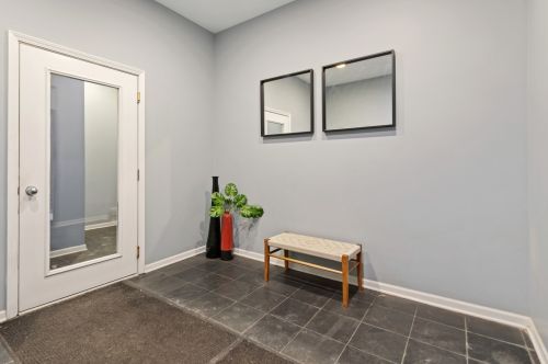 3718 Ashland Ave, Chicago, IL 60613-4793