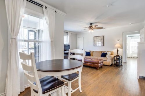 1642 Crst Rdg Dr, Dallas TX  75228-3030 exterior