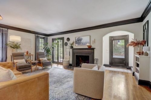 166 Lindbergh Dr, Atlanta GA  30305-3729 exterior