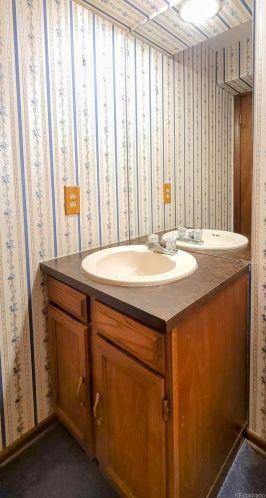 2540 Dawson Way, Aurora CO 80012-3897 exterior