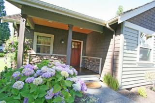 2915 Alvarado Dr, Bellingham, WA 98229-2303