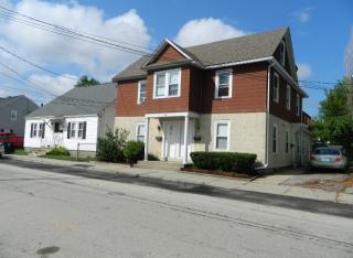 89 Walnut St, Nashua, NH 03060-3852