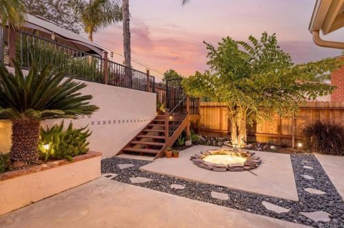 1096 Ponderosa Ave, San Marcos CA  92069-2146 exterior