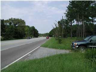 10141 Highway 17, Mcclellanville, SC 29458-9504