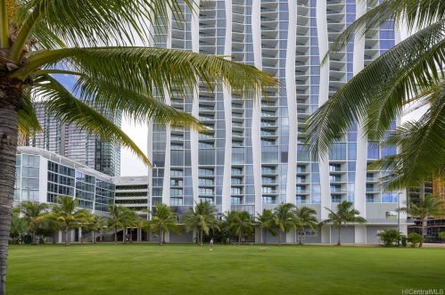1000 Auahi St, Honolulu HI  96814-4105 exterior