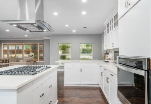 3909 Trail Lake Dr, Fort Worth TX  76109-3523 exterior