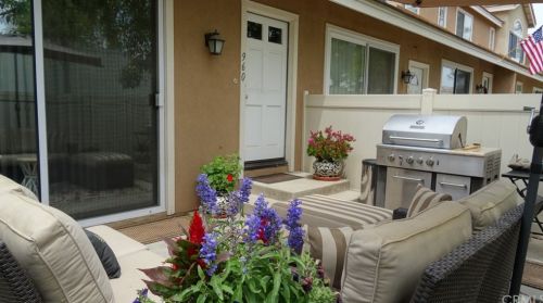 960 Appaloosa Way, Anaheim CA  92808-2347 exterior