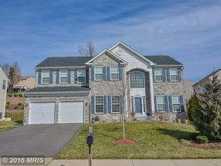 2881 Powell Dr, Woodbridge, VA 22191-6061