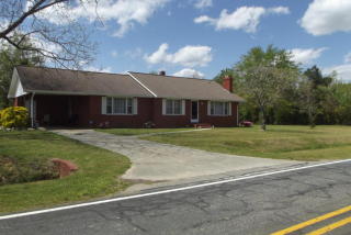 714 Barnes Rd, Orrum, NC 28369-8896