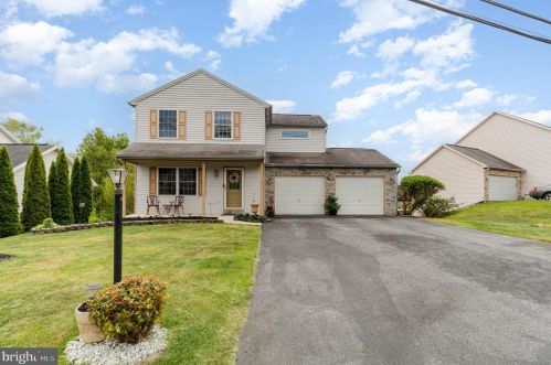 1859 Bradley Dr, Harrisburg, PA 17110-8901