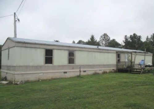 1723 Robert Ford Rd, Laws Hill, MS 38685-7704