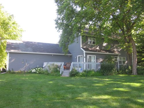 709 Surrey Ln, Barrington Hills, IL 60118
