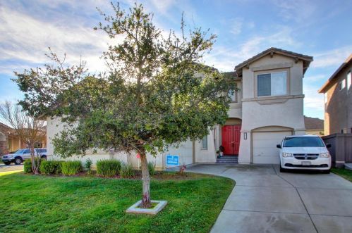 9876 Burrowing Owl Way, Elk Grove, CA 95757-8139