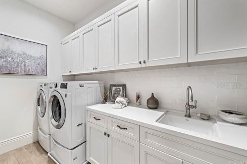 11844 Red Hl Ave, Santa Ana CA  92705-3100 exterior