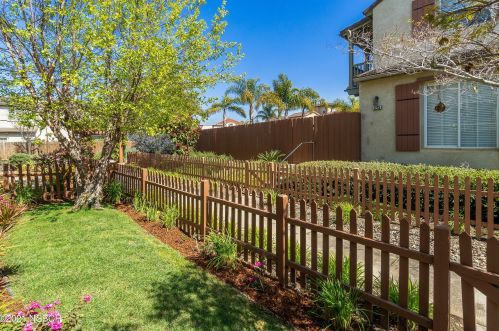 2211 Cottage Ln, Santa Maria, CA 93455-1367
