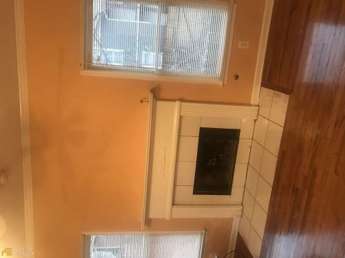 711 Meldrum St, Atlanta GA  30318-6861 exterior