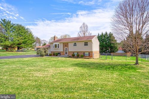 16061 Simon Kenton Rd, Haymarket, VA 20169-2110