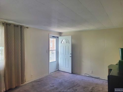 353 24th St, Paterson NJ  07514-2302 exterior