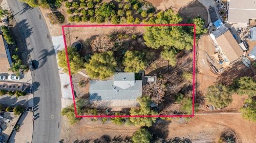 33416 Hayfield Cir, Wildomar, CA 92595-9115