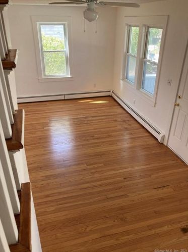 4 Pleasant St, Killingly CT  06241-1605 exterior