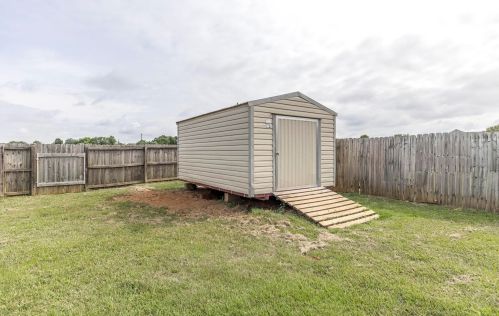 402 Tug Ct, Warner Robins GA  31088-2134 exterior