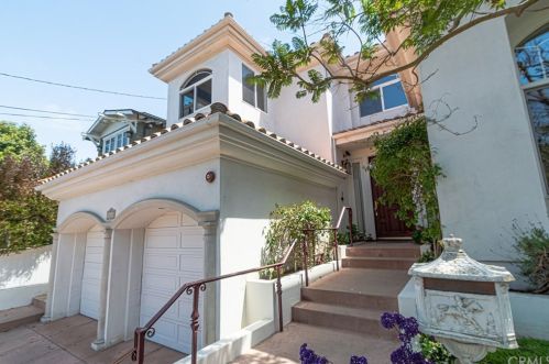 1618 6th St, Manhattan Beach, CA 90266-6347