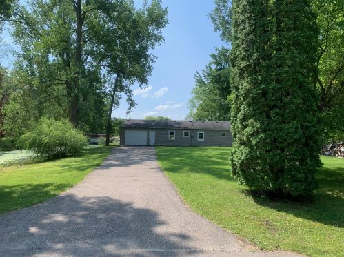 903 Lillian St, Waterville, MN 56096-1188