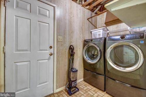 10 Balboa Ct, Silver Spring MD 20905-5897 exterior