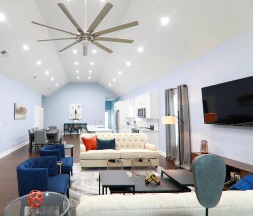1673 Fairway Hill Dr, Atlanta, GA 30317-2403
