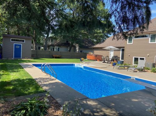 1814 121st Ave, Minneapolis, MN 55449-7505