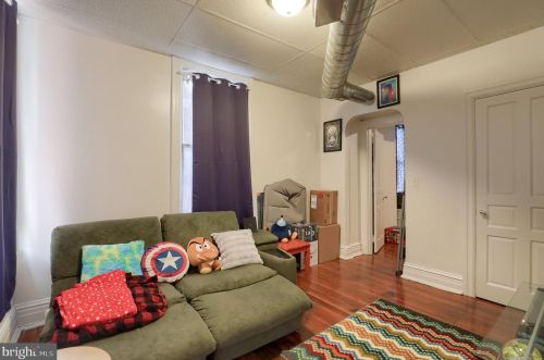 702 King St, York PA 17401-3627 exterior