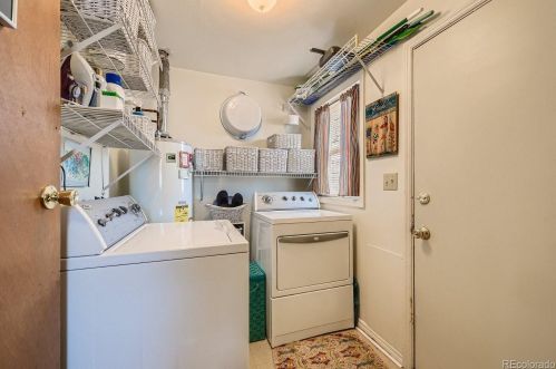 4719 Pearl St, Englewood CO 80113-6911 exterior