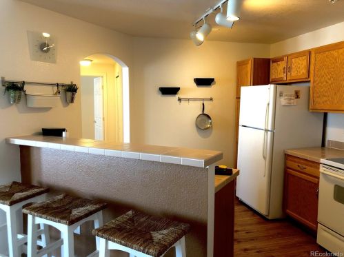 5735 Genoa Way, Aurora, CO 80019-2082