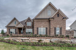 1939 Rolling Creek Dr, Murfreesboro, TN 37128-4927