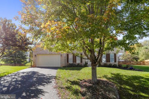 164 Butcher Ct, Shepherdstown, WV 25443-4333