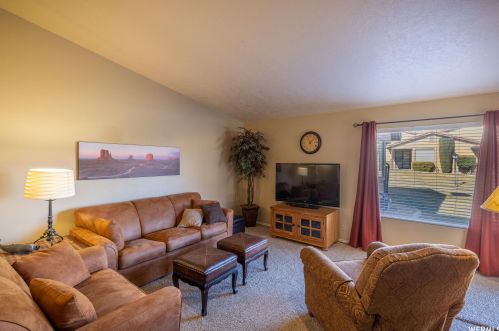 782 Idlewood Ln, Saint George, UT 84770-5705