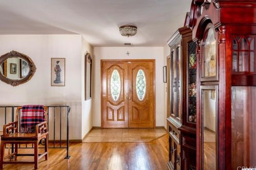 1801 Stanton Ave, Glendale, CA 91201-2823